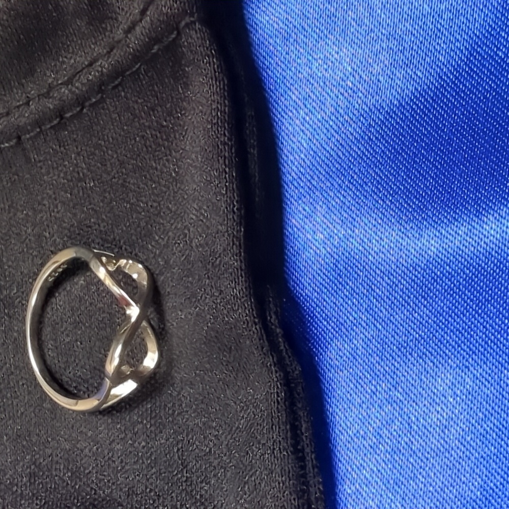 Size 6 Ladies Ring